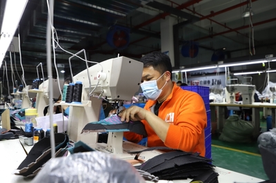 就近就业筑梦安居 三都优化营商环境助力搬迁群众幸福生活